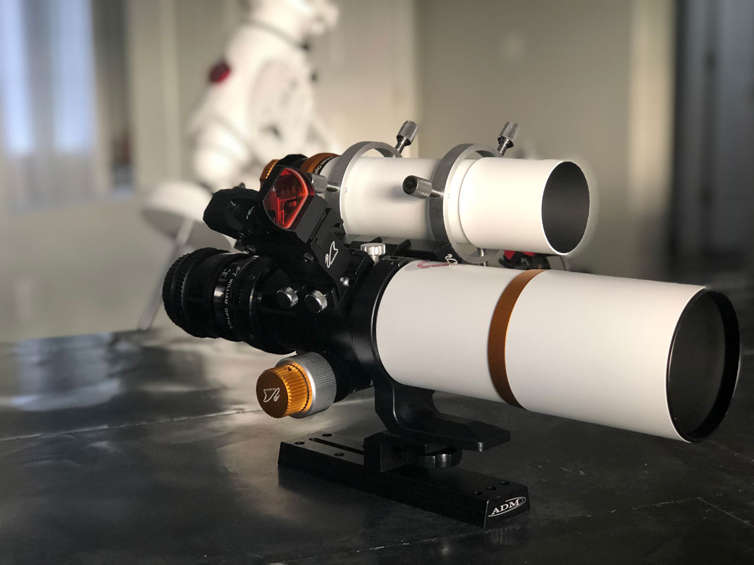 added an EQ6-r mount, red dot sight, and guide scope
